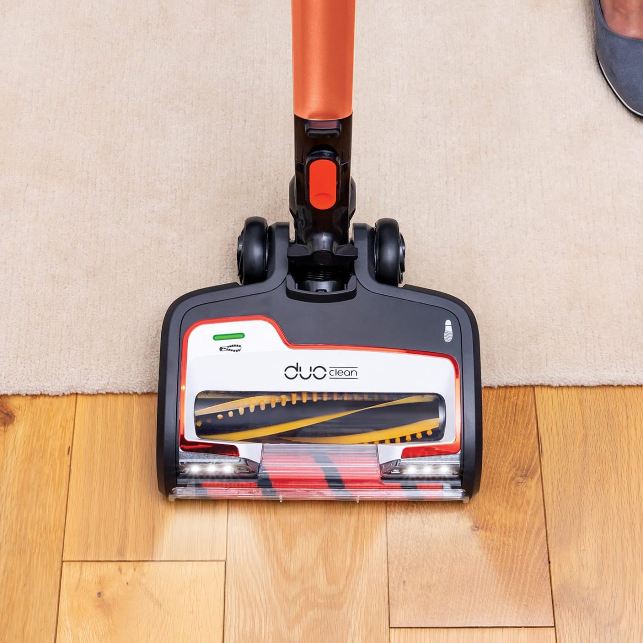 Shark cordless stick works on carpets and hard floors effortlessly